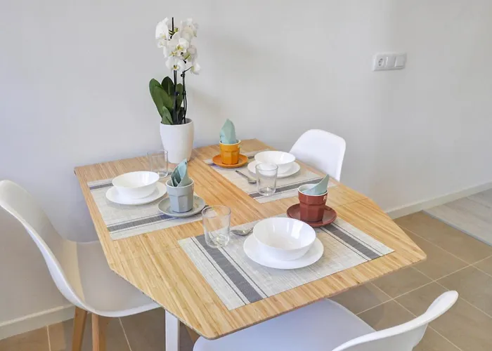 The Luxor By Hello Homes סיטגס