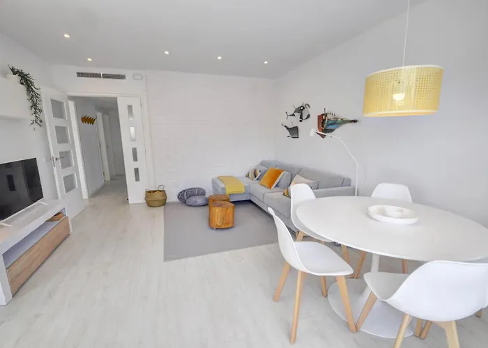 The Luxor By Hello Homes דירה סיטגס