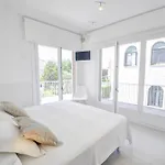 The Luxor By Hello Homes *