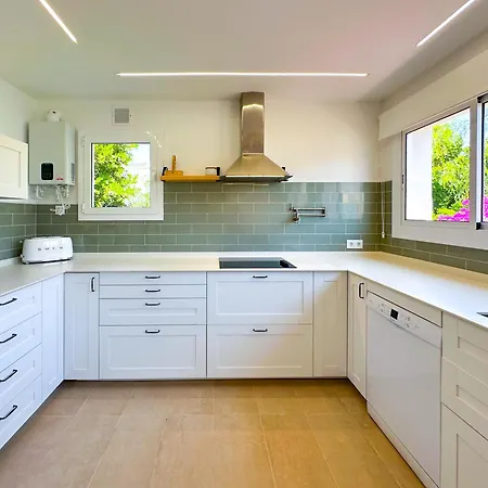 The Luxor By Hello Homes *