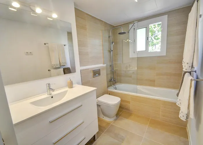 The Luxor By Hello Homes *