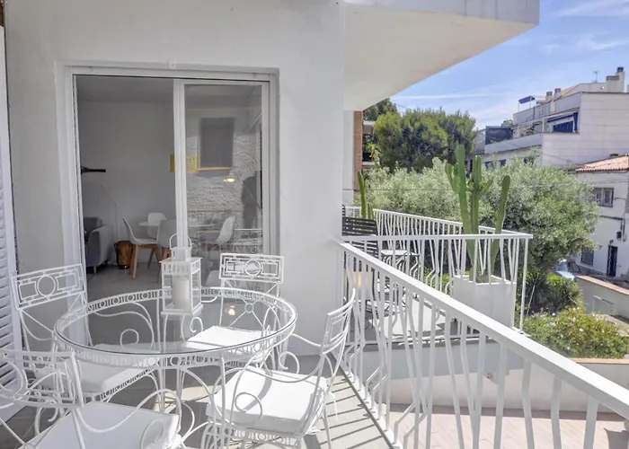 The Luxor By Hello Homes *